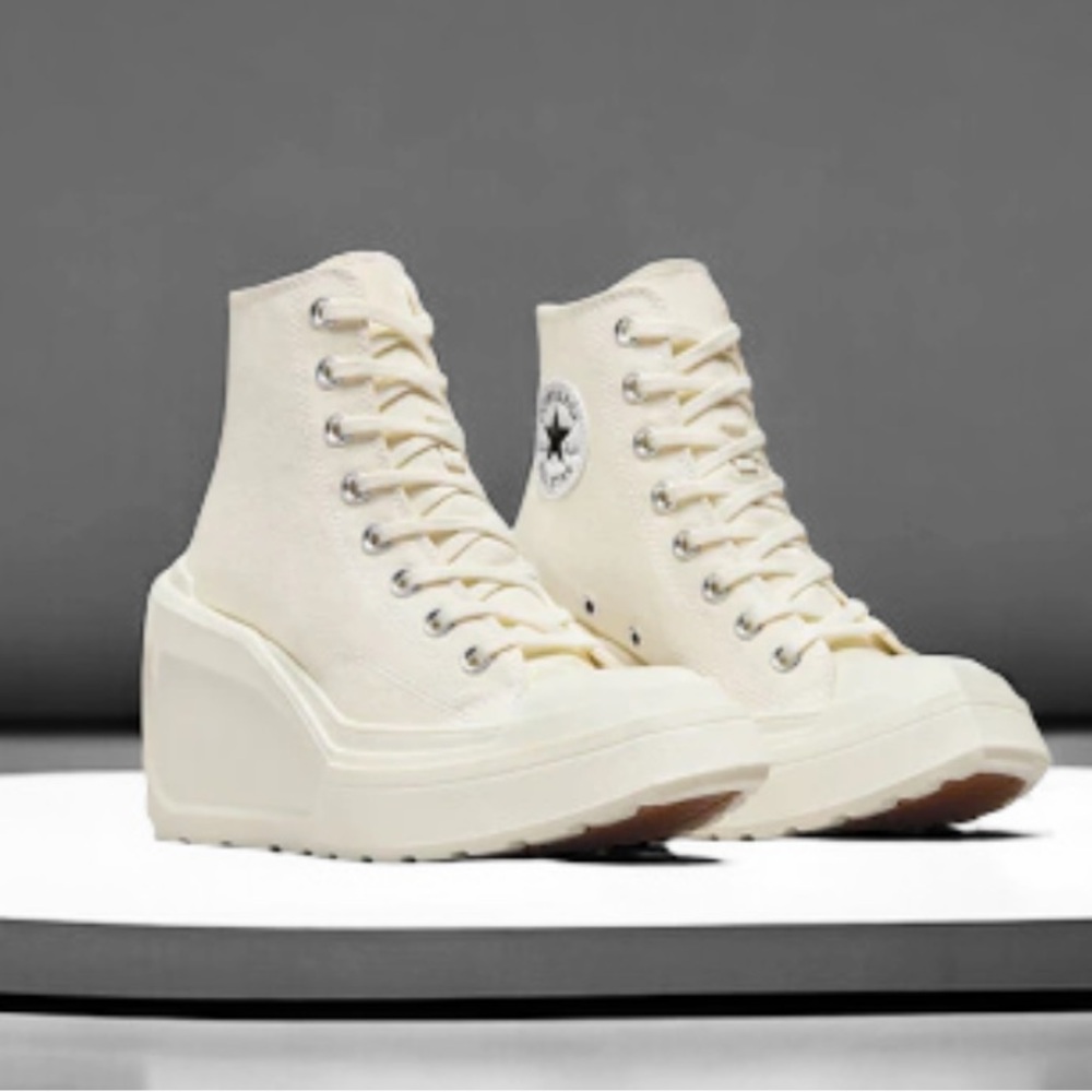 CONVERSE Chuck 70 De Luxe Wedge Platform High Top ~ NEW